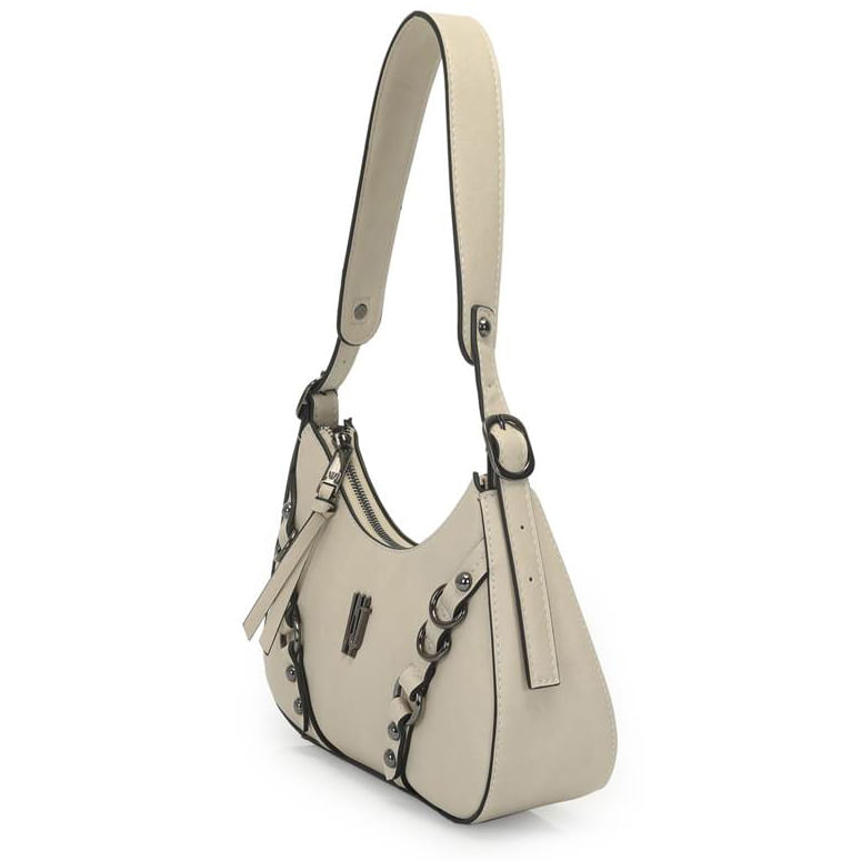 Bolsa baguete off white em ângulo lateral destacando formato estruturado e alça